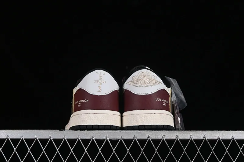 All categories Air Jordan Jordan series basketball shoes Air Jordan 1 Low Travis Scott x Fragment Design x Jordan Air Jordan 1 Low OG SP AJ1 Joe 1LV joint wine red print low-top cultural casual sneakers LX1988-400